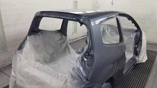 Σκελετός του Renault Twingo χωρίς οροφή, με κάλυψη