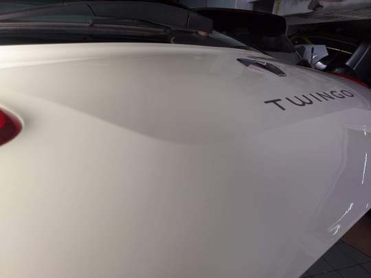 Το πορτ μπαγκάζ του Renault Twingo μετά την επισκευή