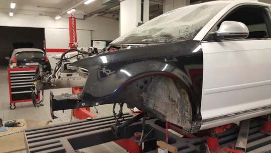 Audi S3 στην καλίμπρα, πλάγια όψη του εμπρός μέρους